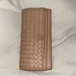 Bottega VenettaNude Pink Clutch